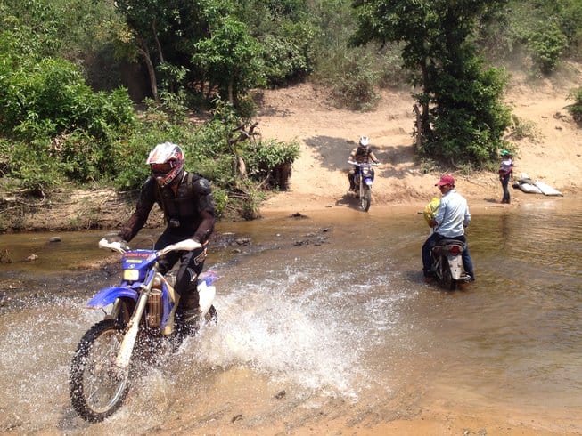 Dirt bike to Siem Reap