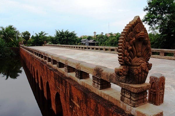 Kompong Kdei ancient bridge - Cambodia Northern Motorbike tour