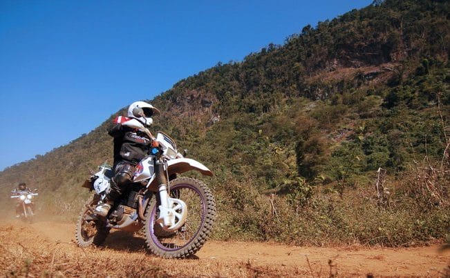Vieng Thong motorbike tour to Na Hin