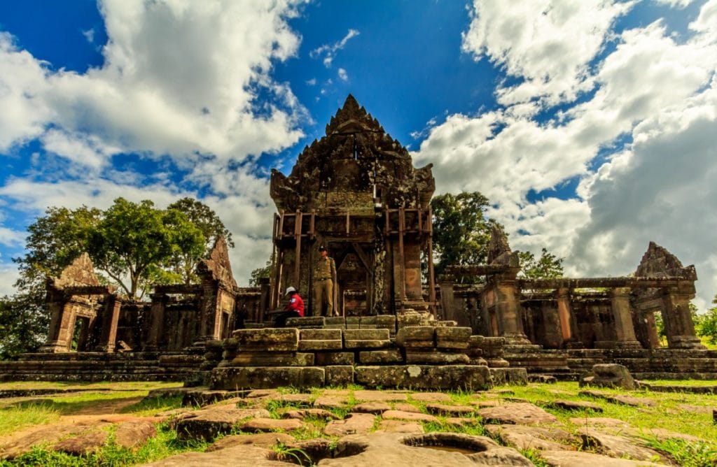 Northern Cambodia Motorbike Tour from Siem Reap to Koker