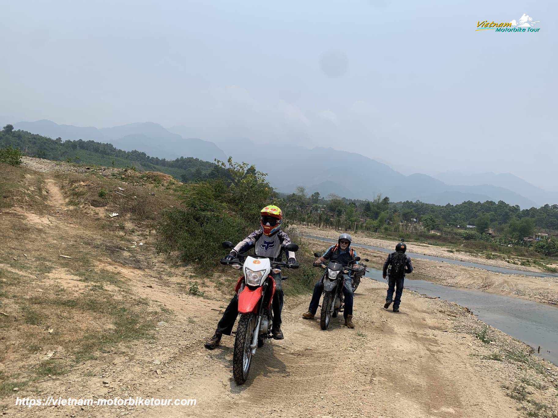 vietnam motorbike tour to hue 3 - Beauteous Hoi An motorbike tour to Hue on Ho Chi Minh trail - 2 Days