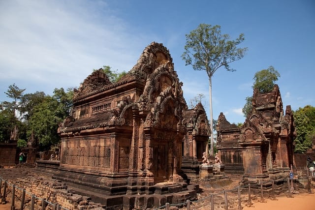Angkor Banteay Srei Temple - BANTEAY SREI TEMPLE