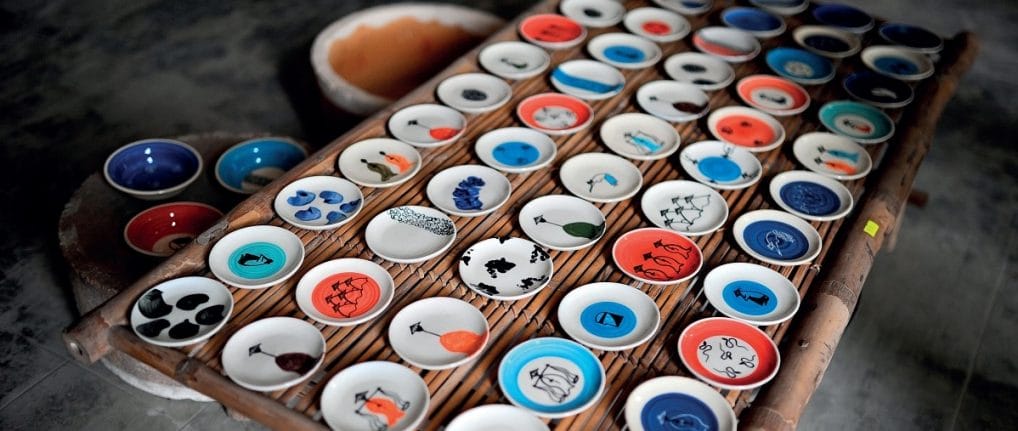 HANOI MOTORCYCLE TOUR TO TRADITIONAL HANDICRAFT VILLAGES Motorbike Tour to Bat Trang - HANOI MOTORCYCLE TOUR TO TRADITIONAL HANDICRAFT VILLAGES