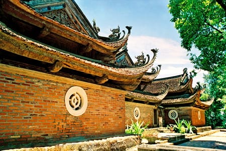 tayphuong - PRETTY HANOI MOTORBIKE TOUR TO DUONG LAM ANCIENT VILLAGE