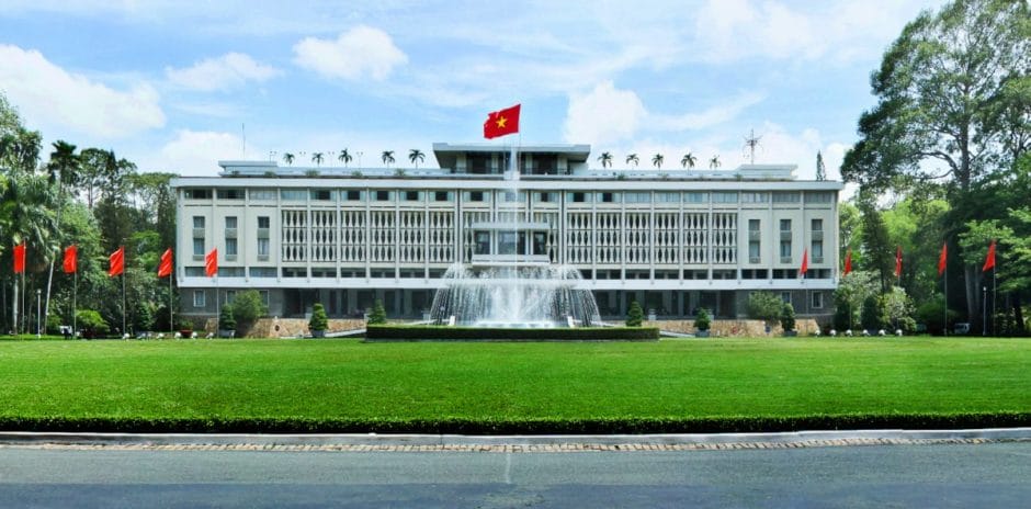 Independence Palace 1024x506 - FULL DAY CU CHI TUNNELS AND HO CHI MINH CITY TOUR BY MOTORBIKE