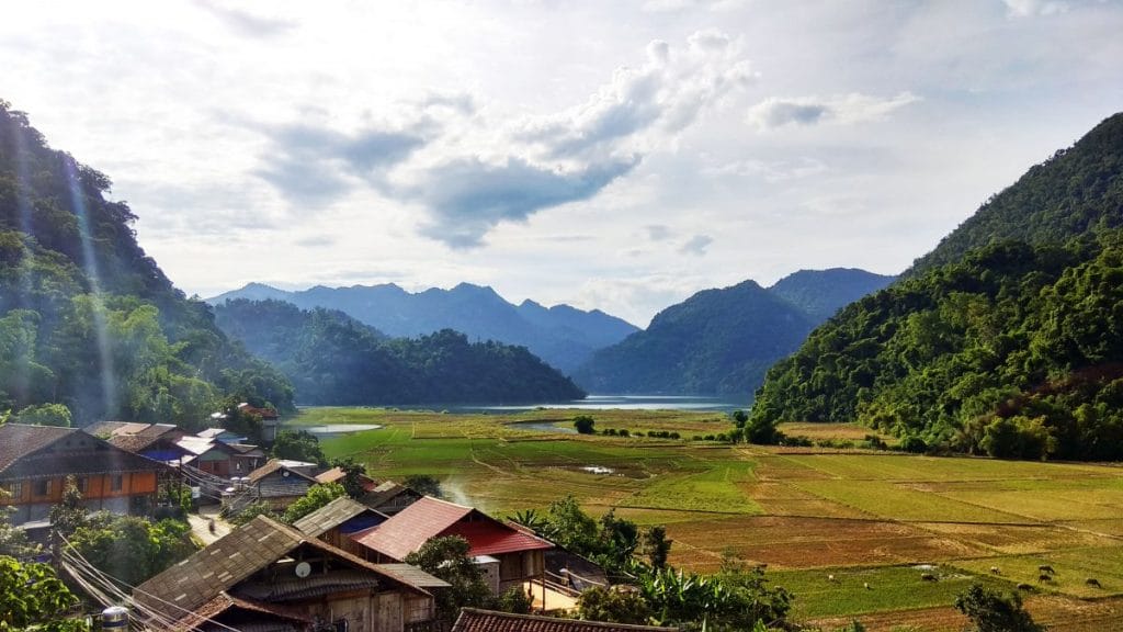 Bao-Lac-Motorbike-Tour-to-Ba-Be-Lake