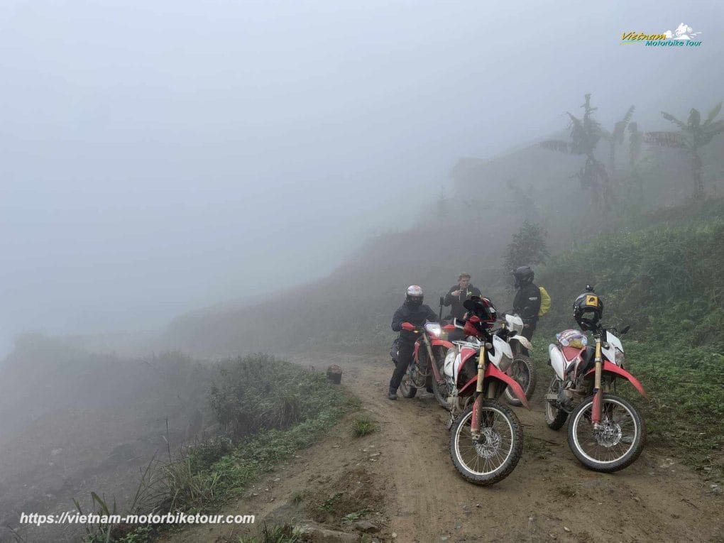 SAPA MOTORCYCLE TOUR TO BAC HA 4 1024x768 - AUTHENTIC NORTHERN VIETNAM OFFROAD MOTORBIKE TOUR