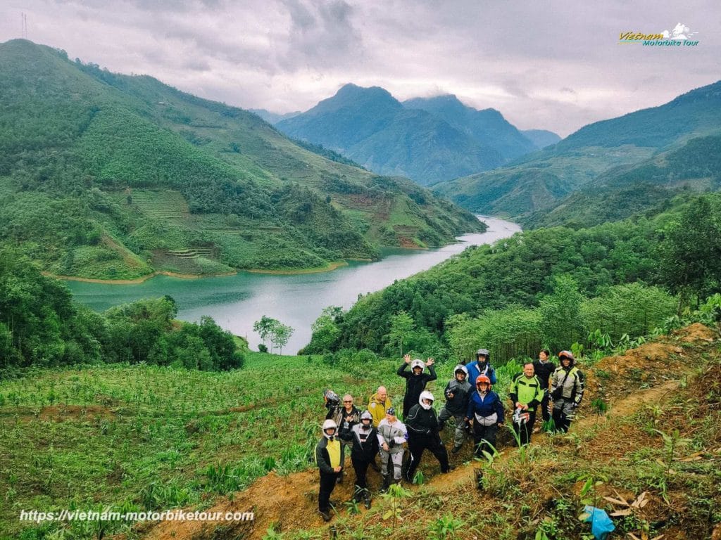 Ha Giang Motorbike Tours To Bac Ha via Hoang Su Phi