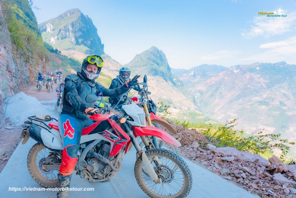 hagiang motorbike loop tour to dong van 3 - Who Should Engage A Hanoi Motorcycle Tour To Ha Giang?