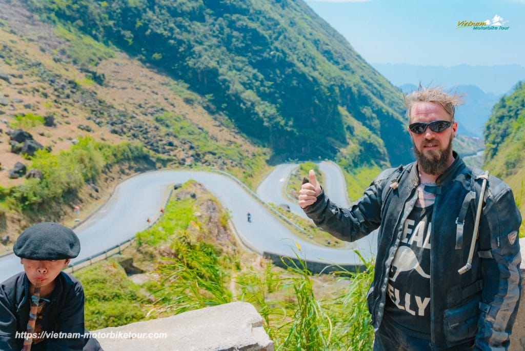 Dong Van motorbike Tour to Ha Giang