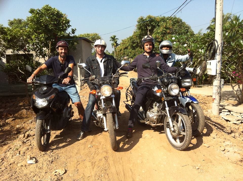Hoi An motorbike tour to Saigon