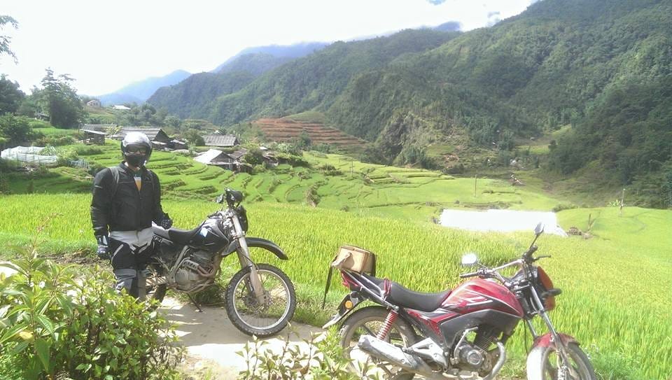Hoi An or Danang Motorbike Loop Tour to Ho Chi Minh Trails and Minority village of Prao