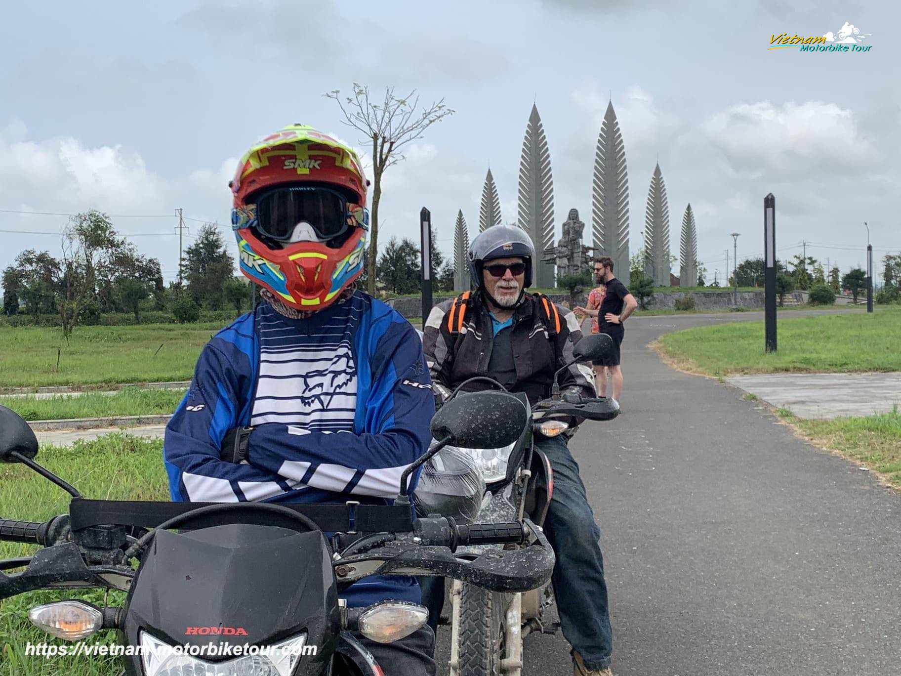 Phong Nha motorbike tour to Khe Sanh