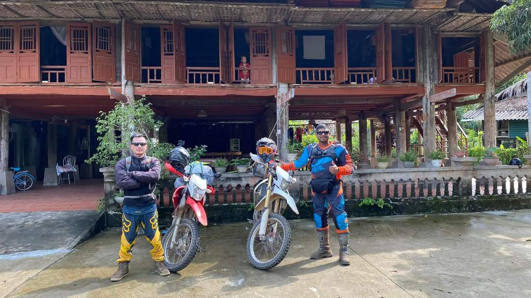 MOTORCYCLE TOUR TO VU LINH VILLAGE