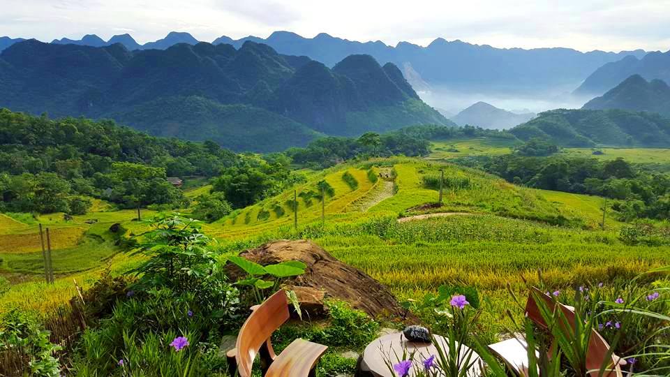 Hanoi Motorbike Tour to Mai Chau