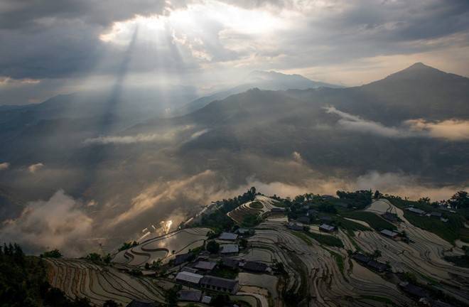 Hoang Su Phis terraced fields - Sapa to Ha Giang by Motorbike : Borders & Back-Roads