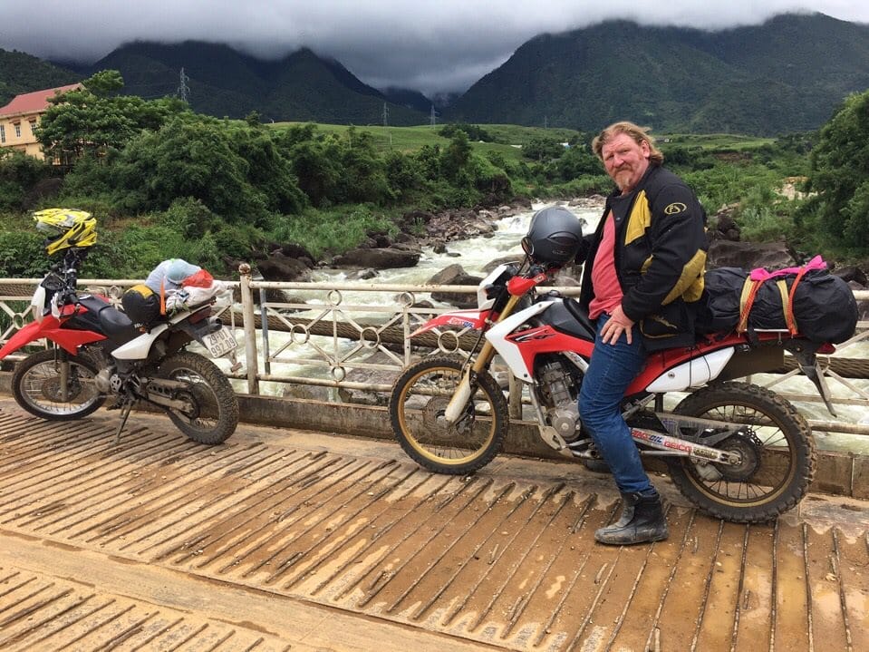 Overland motorbike tour from Hanoi to Luang Prabang