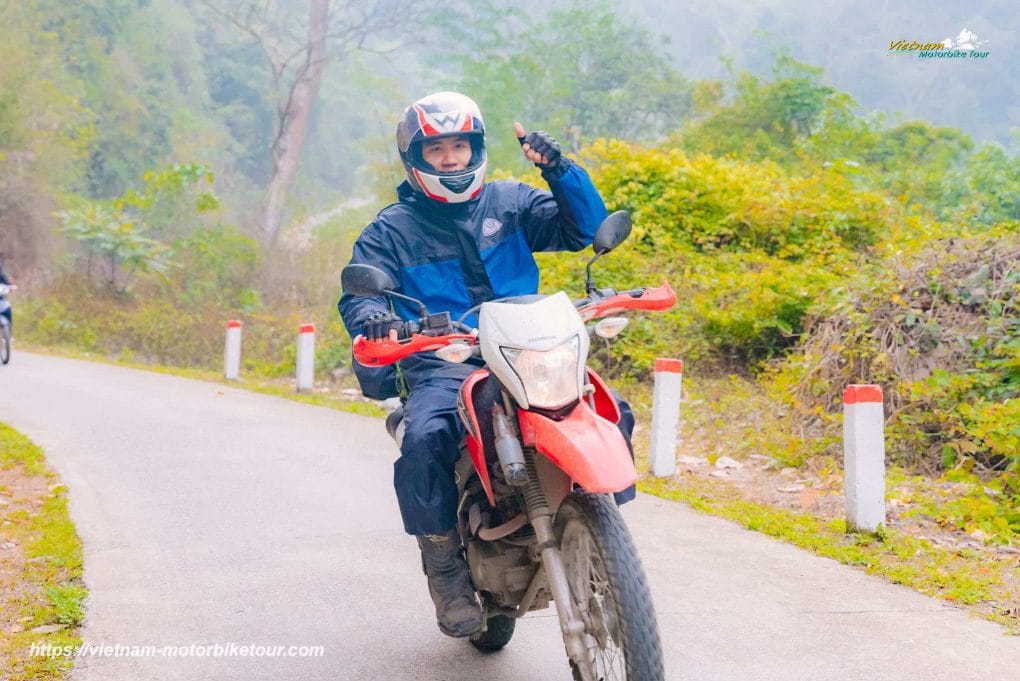 MOTORCYCLE TOUR TO BA BE NATIONAL PARK 5 - Invincible Northern Vietnam Offroad Motorbike Tour - 10 Days