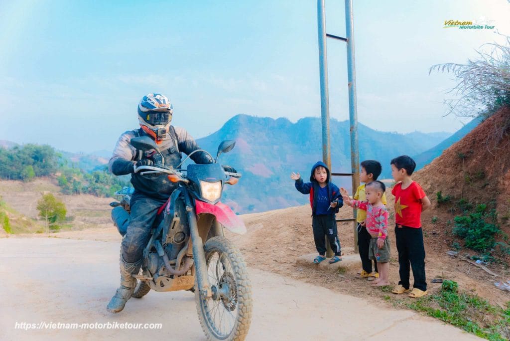 Northern Vietnam Offroad Motorcycle Tour - SAPA MOTORBIKE TOUR TO BAC HA