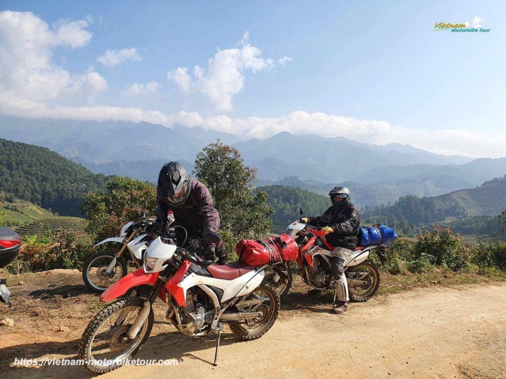 HANOI MOTORCYCLE TOUR TO PHU YEN