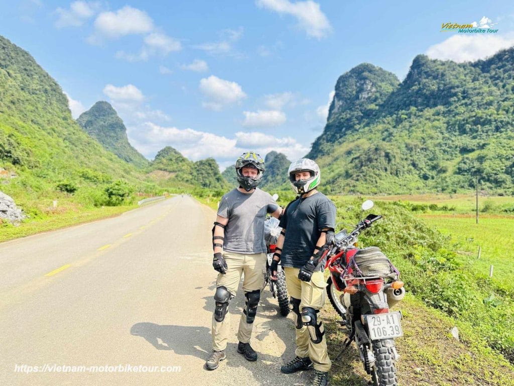Vietnam Offroad Motorbike Tour via Mai Chau 1 1024x768 - Marvelous Hanoi Motorbike Tour to Mai Chau - Cuc Phuong