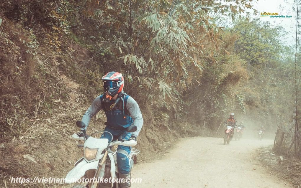 Terrific Northwest Vietnam motorbike tour to Sapa dong van offroad motorcycle tour to bao lac 4 - Terrific Northwest Vietnam motorbike tour to Sapa