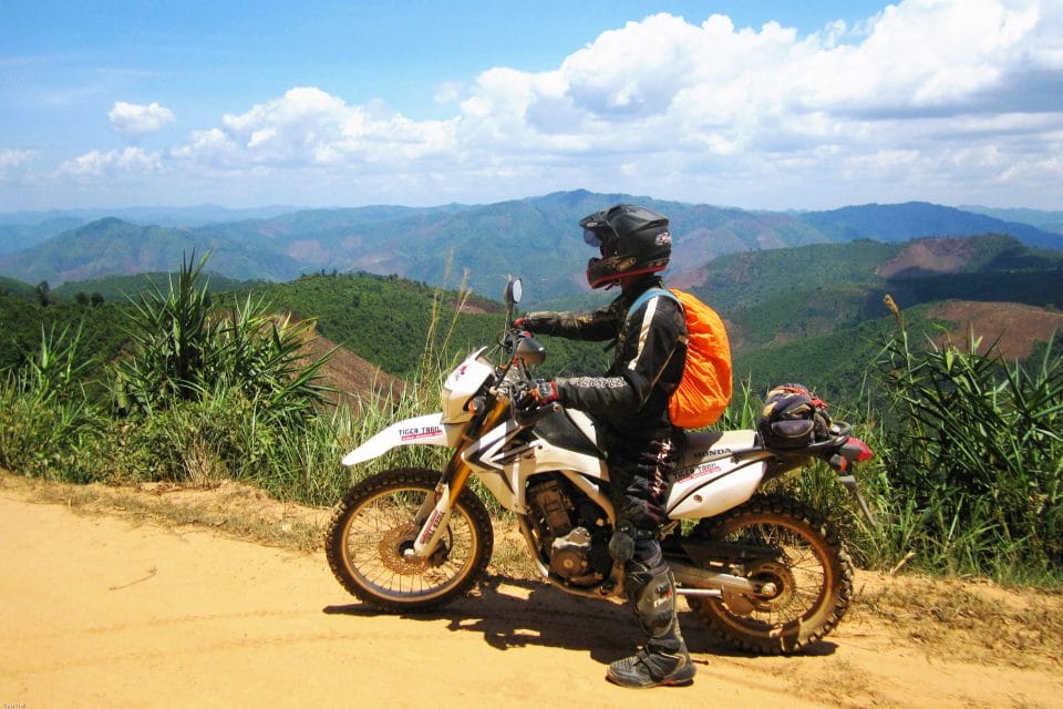 laos nong khiaw offroad motorbike tiger trail 3957 960x640 - GRAND LAOS MOTORBIKE TOUR TO LOCAL VILLAGES, CAVES VIA LUANG NAMTHA