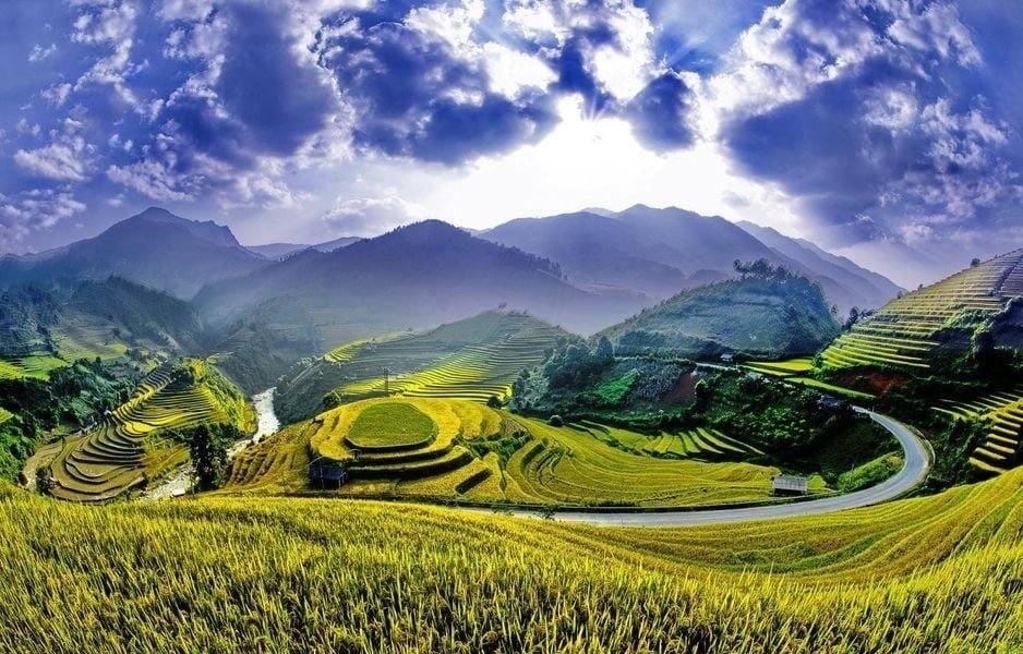 Mu Cang Chai 2 - Ride Through Vietnam's Most Stunning Terraced Rice Fields on a North West Motorbike Tour