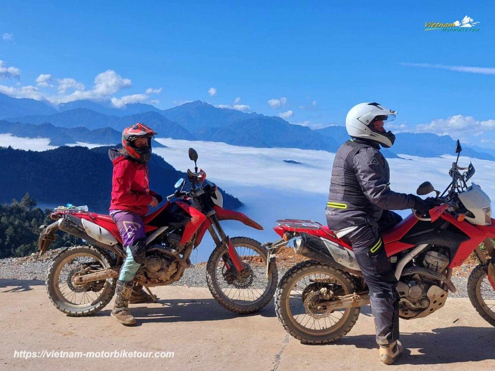 NGHIA MOTORBIKE TOUR TO TA XUA PEAK 1 - Best Time to Explore Nghia Lo, Tram Tau, and Ta Xua Peak on Motorbikes