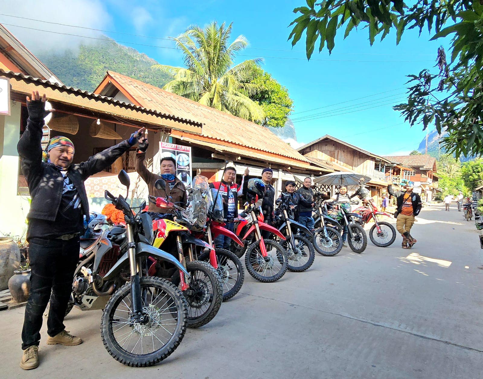 Laos Off road Motorcycle Adventure Tour 3 - BRILLIANT LUANG PRABANG MOTORBIKE TOUR VIA VANG VIENG AND PHOUKONE - 4 DAYS