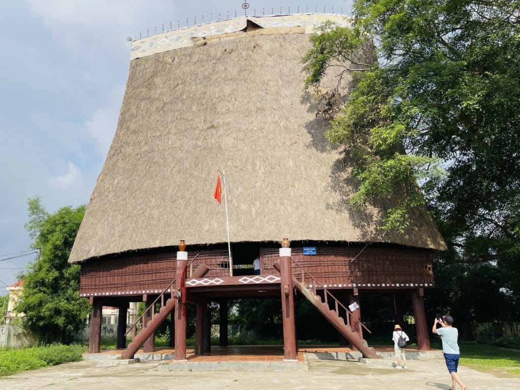 central highland of vietnam motorbike tour to kon tum dalat 1 1024x768 - When Is The Best Time To Ride Motorbike From Saigon To Central Highlands To Visit  Nam Cat Tien, Bao Loc, Da Lat, Pleiku, Buon Ma Thuot, Kon Tum?