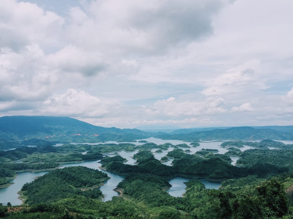 Cat Tien motorbike tour to Dalat via Ta Dung Lake