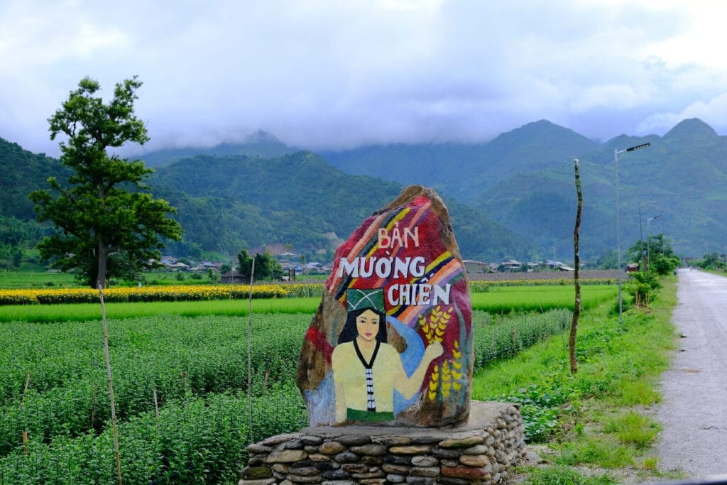when is the best time to visit ngoc chien fairytale village3 1024x683 - 5-Day Short-But-Hot Dirt Bike Motorcycle Tour To The North West Of Vietnam