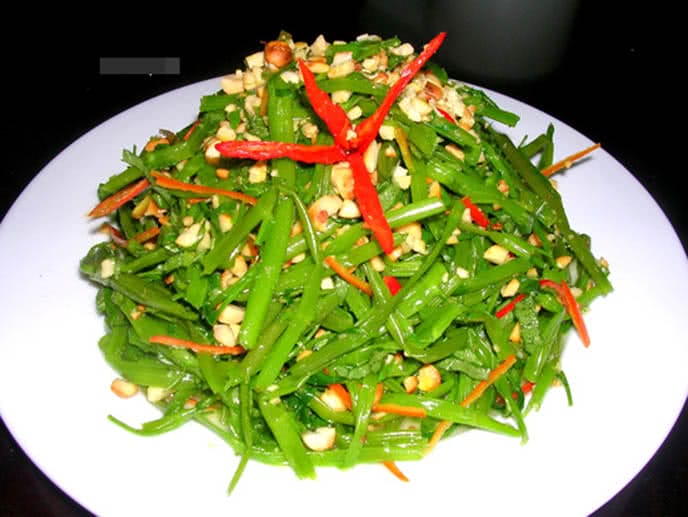 Forest Fern Salad Nom Rau Dai - Top 7 Dishes You Must Try in Ngoc Chien, Muong La
