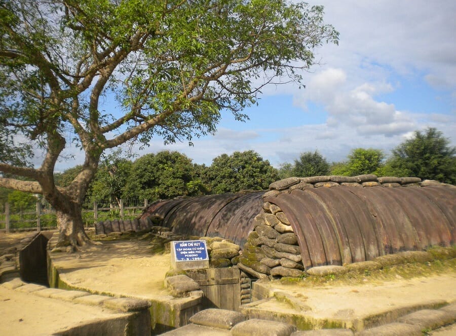 Staggering Northern Vietnam Motorbike Tour from East to West 