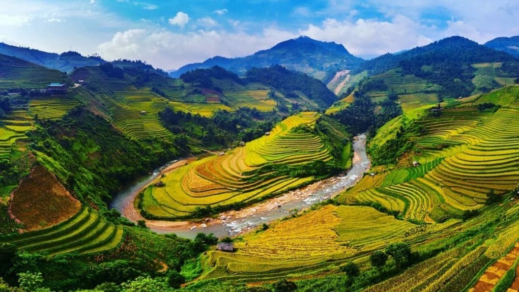 Muong Hoa Valley 1 1024x576 - Top 10 photography spots in Northern Vietnam