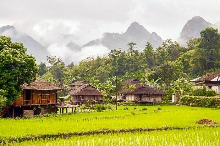 Top 7 reasons why Du Gia motorbike tour should be on your Ha Giang bucket list