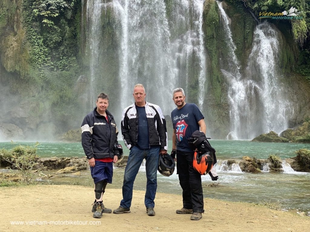 motorbike tour to ban gioc waterfall and halong bay