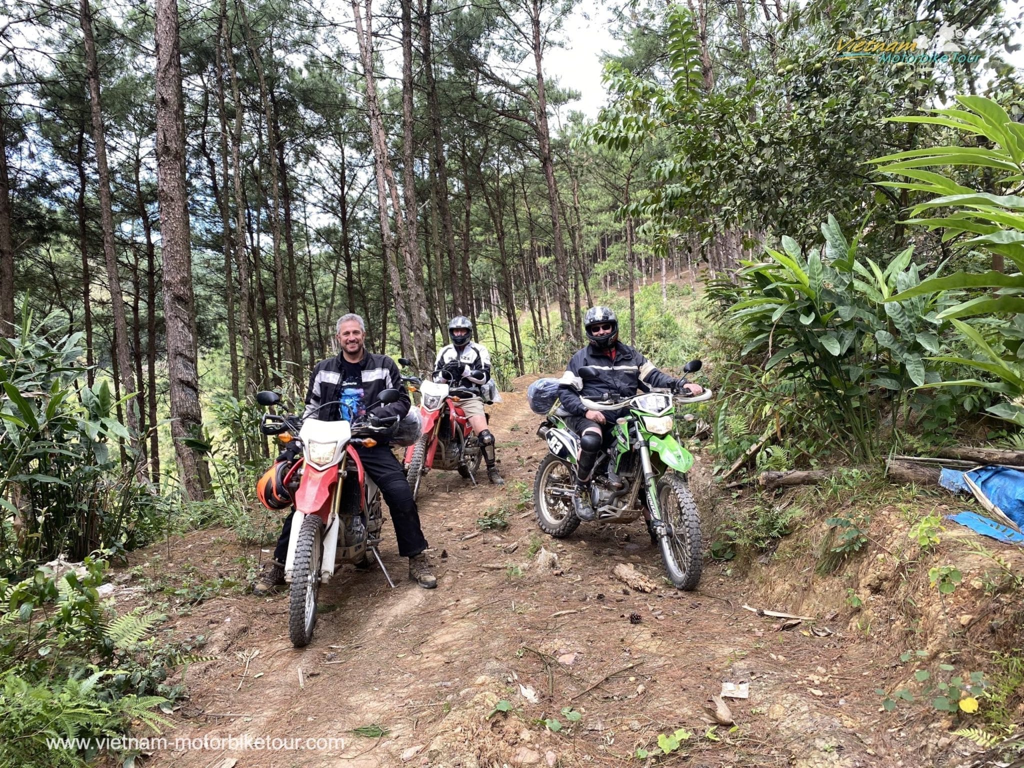 Northeast Vietnam Off-road Motorbike Tour to Lang Son, Cao Bang, Ha Giang, Yen Bai