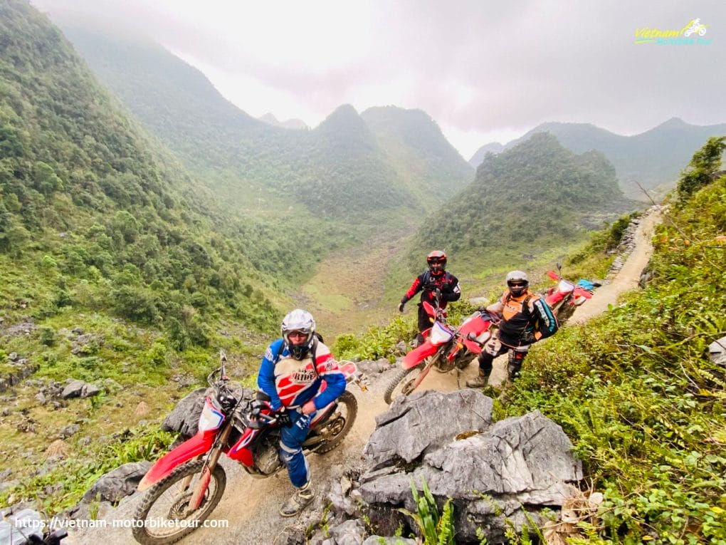 ha giang loop motorbike tour 4 - Sweeping North Vietnam Motorcycle Tour from West to East