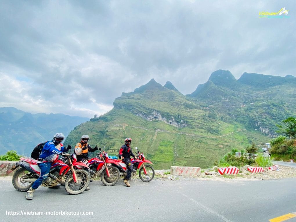 ha giang loop motorbike tour 7 1024x768 - The Best Time To Ride Motorbike From Hanoi To Ha Giang?