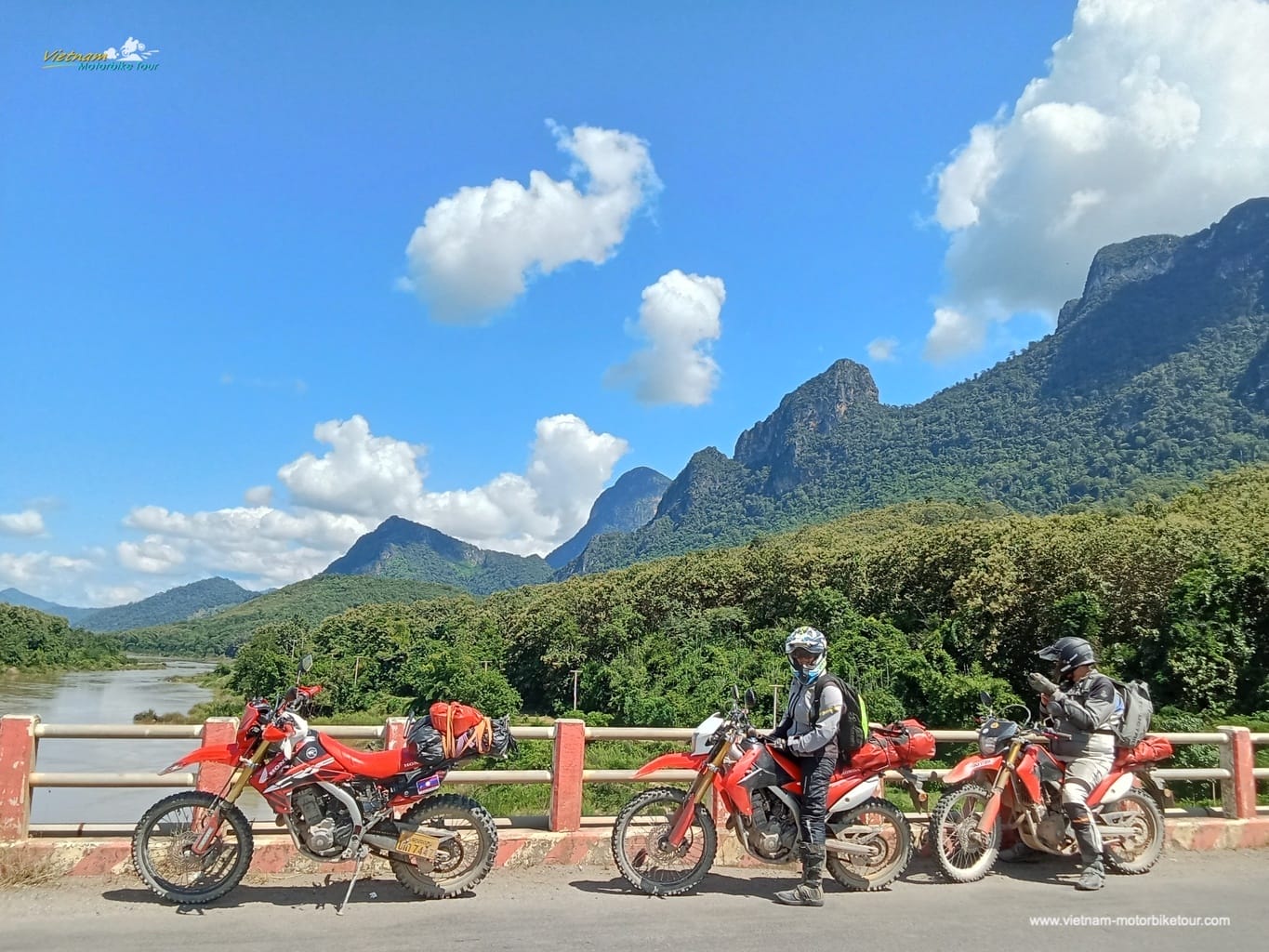 scenic-laos-motorbike-tour-from-luang-prabang-to-pak-beng-houay-xai-luang-nam-tha