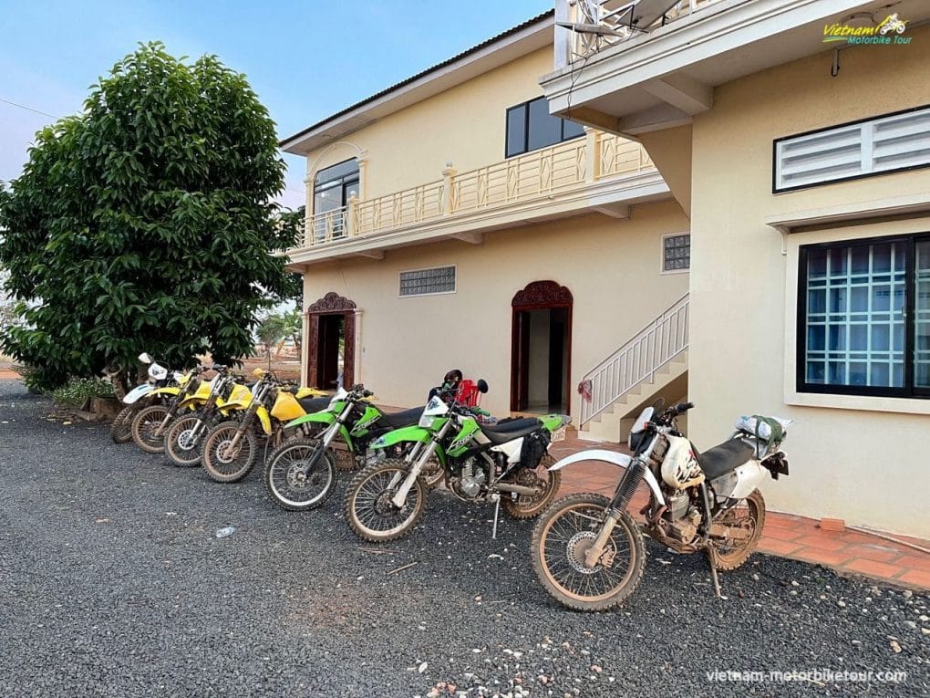 Breathtaking Cambodia Off-road Motorcycle Tour from Phnom Penh to Koh Kong & Sihanoukville Cambodia Off road Dirt Bike Tour 9 - Breathtaking Cambodia Off-road Motorcycle Tour from Phnom Penh to Koh Kong & Sihanoukville