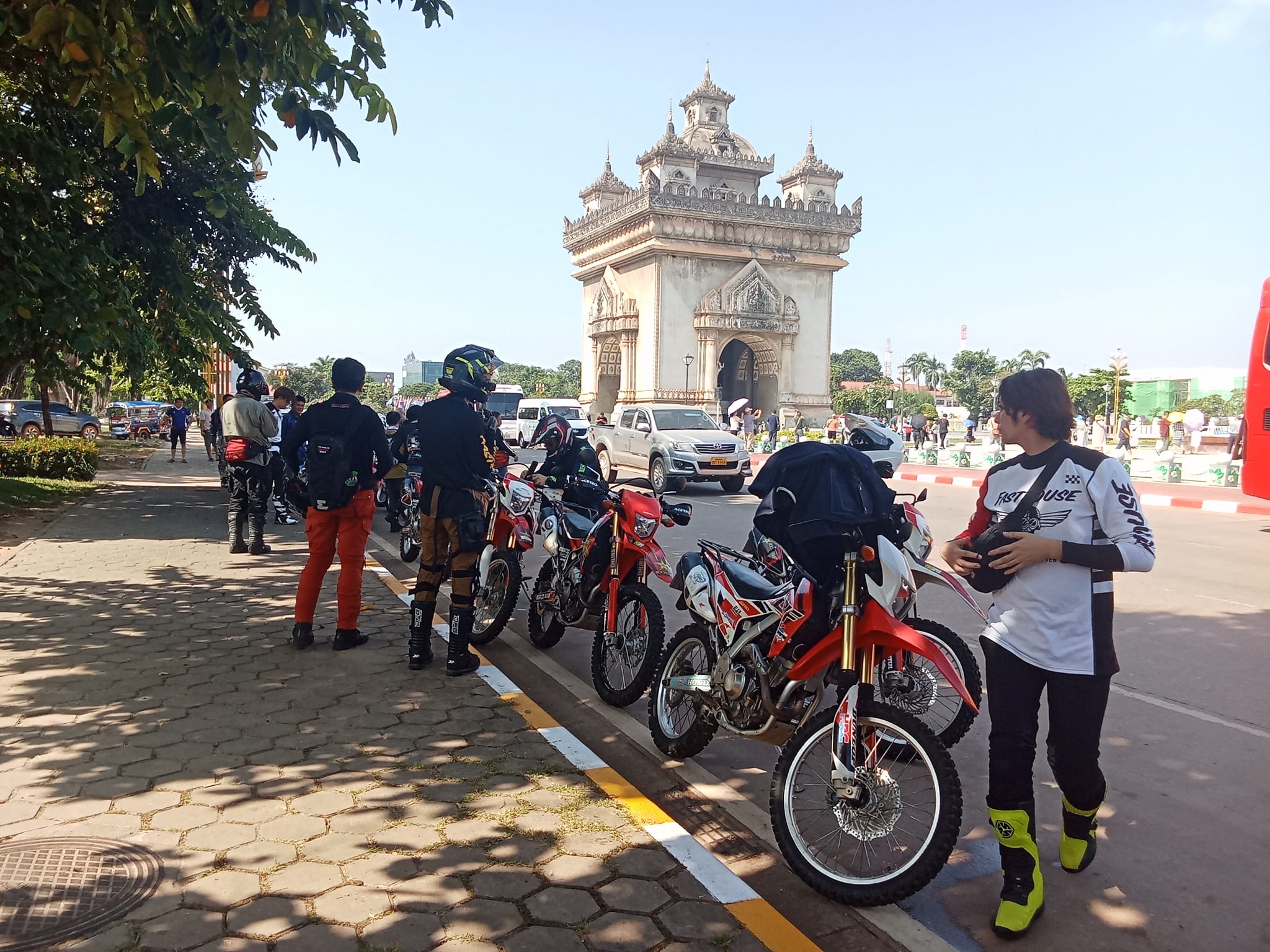 Vientiane Motorcycle Tour - Epic Laos Motorbike Tour from Vientiane to Vang Vieng and Phou Khao Khouay Park