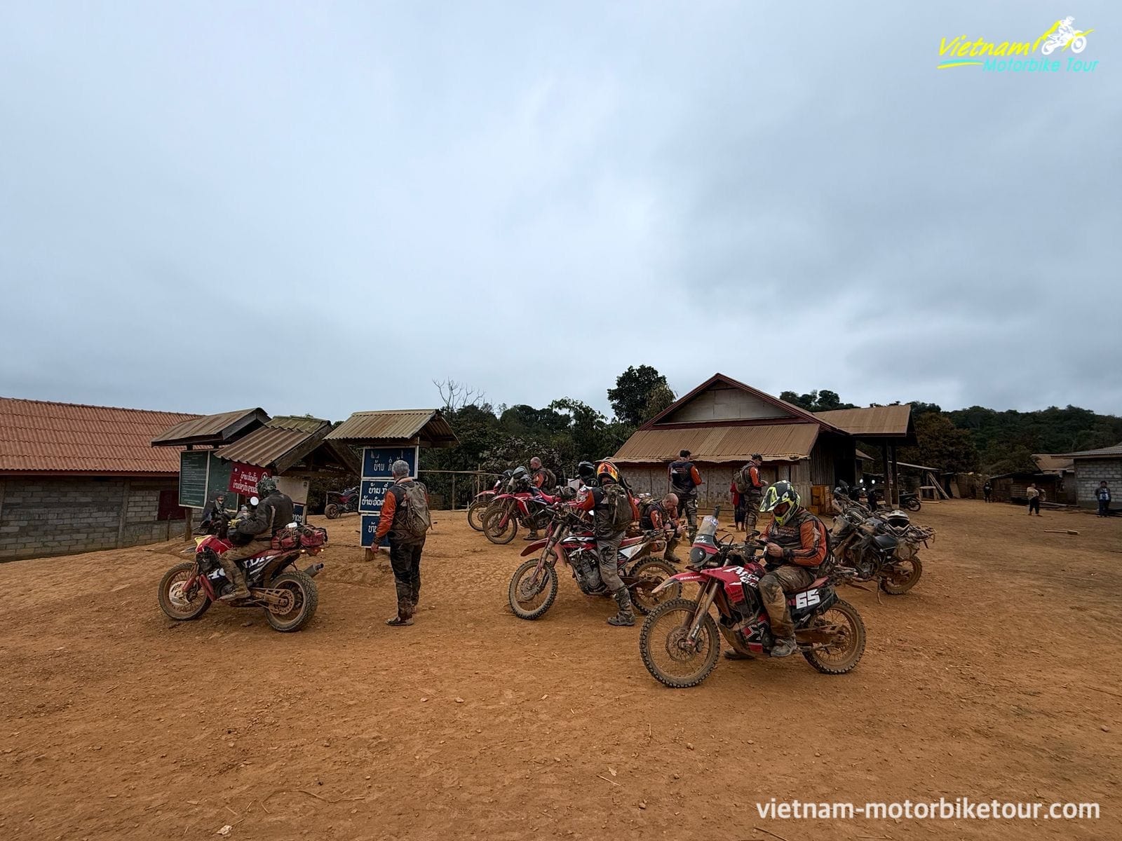 Laos Off road Motorbike Tours from Luang Prabang to Nong Khiaw Houay Xai 2 - Top 5 Motorcycle Tours in Laos You Shouldn't Miss