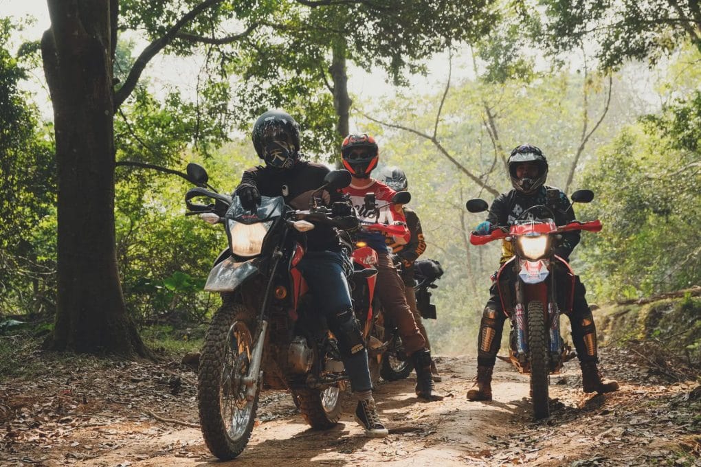 One-Day Hanoi Dirt Bike Adventure to Ham Lon Mountain Hanoi Off road to Ham Lon - One-Day Hanoi Dirt Bike Adventure to Ham Lon Mountain