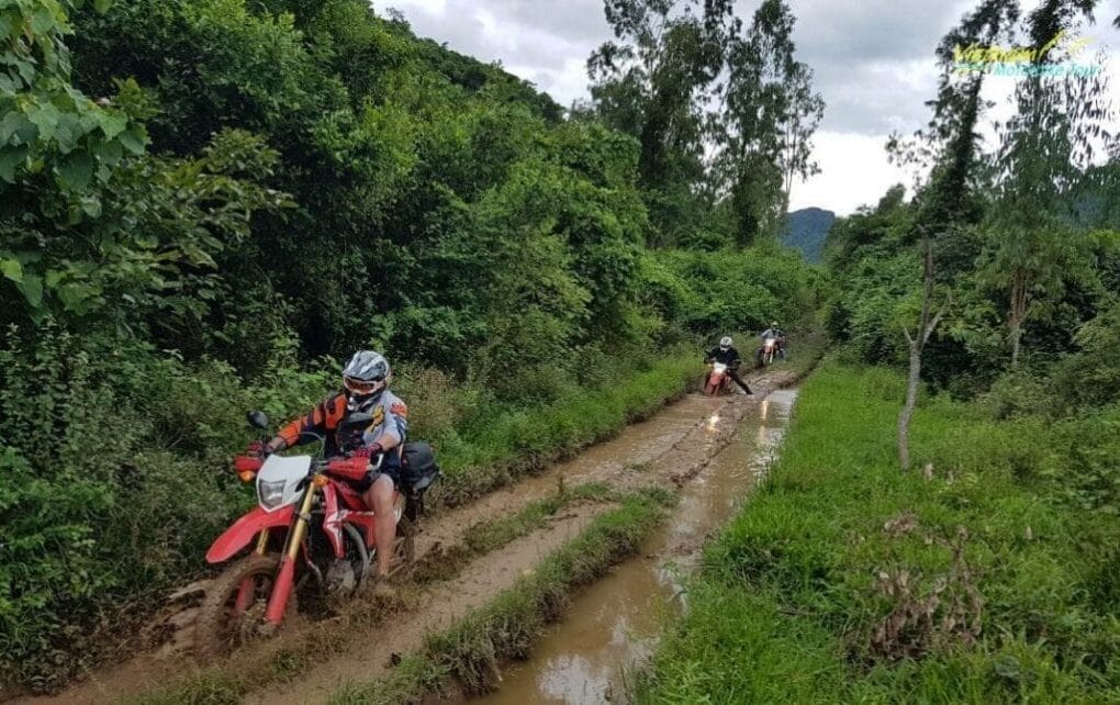 thailand dirt bike tour 21 e1773795445553 1024x644 - 2-Day Chiang Mai to Chiang Dao Enduro Tour